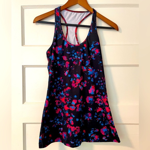 Lululemon - Blue/Pink/Black Spray-paint Tank - Size 6-8 - VGUC - Picture 1 of 3
